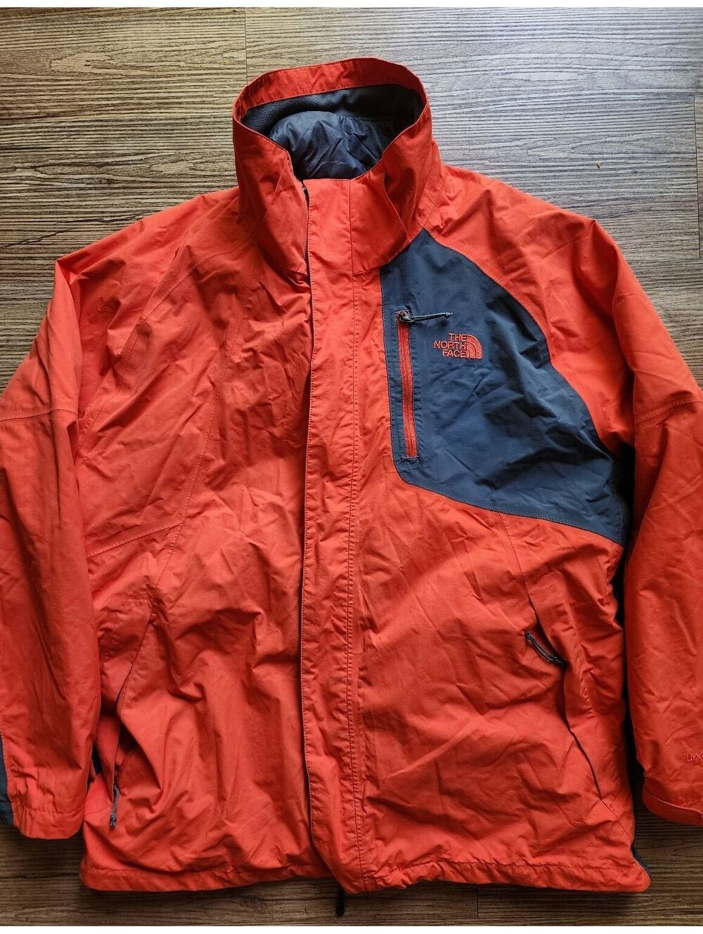 Size XXL - The North Face HyVent Men's 3-in-1 Jacket with Removable Liner